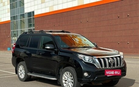 Toyota Land Cruiser Prado 150 рестайлинг 2, 2014 год, 2 890 000 рублей, 7 фотография