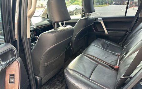 Toyota Land Cruiser Prado 150 рестайлинг 2, 2014 год, 2 890 000 рублей, 22 фотография