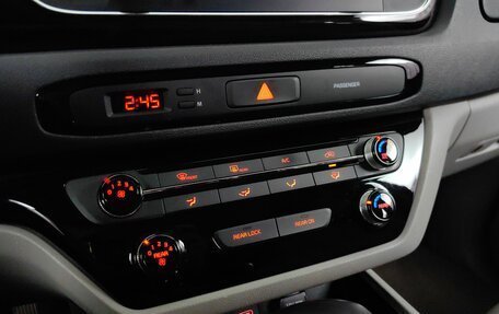 KIA Carnival III, 2019 год, 3 095 000 рублей, 18 фотография