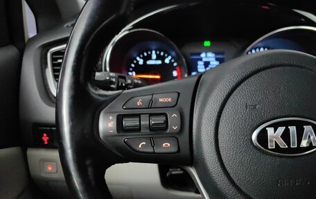 KIA Carnival III, 2019 год, 3 095 000 рублей, 23 фотография