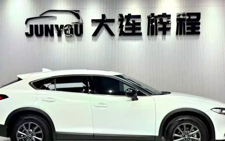 Mazda CX-4, 2023 год, 1 700 000 рублей, 3 фотография