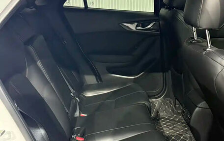 Mazda CX-4, 2023 год, 1 700 000 рублей, 19 фотография