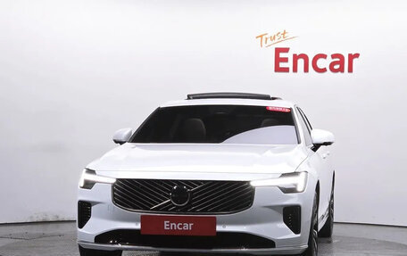 Volvo S90 II рестайлинг, 2025 год, 5 700 000 рублей, 2 фотография