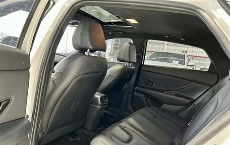 Hyundai Elantra, 2023 год, 1 750 000 рублей, 9 фотография