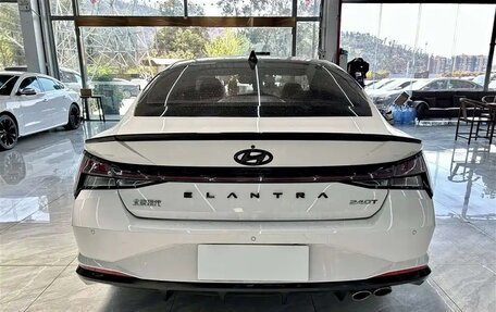 Hyundai Elantra, 2023 год, 1 750 000 рублей, 7 фотография