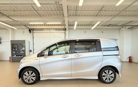 Honda Freed I, 2012 год, 1 099 999 рублей, 2 фотография