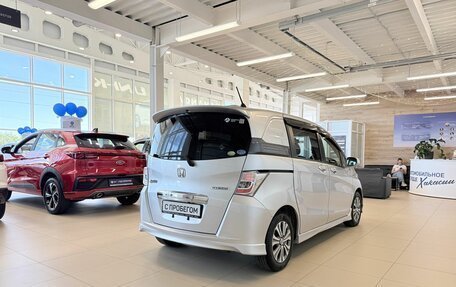 Honda Freed I, 2012 год, 1 099 999 рублей, 5 фотография