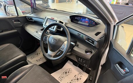 Honda Freed I, 2012 год, 1 099 999 рублей, 9 фотография