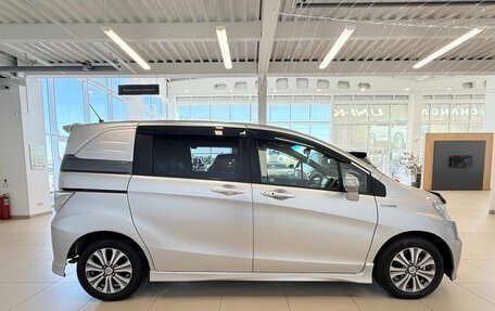 Honda Freed I, 2012 год, 1 099 999 рублей, 6 фотография