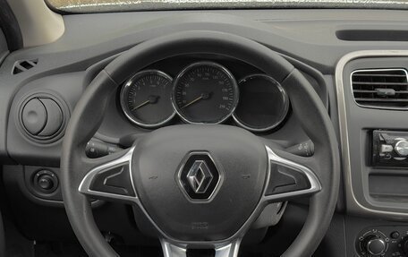 Renault Logan II, 2021 год, 600 000 рублей, 18 фотография