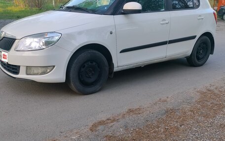 Skoda Fabia II, 2011 год, 380 000 рублей, 7 фотография