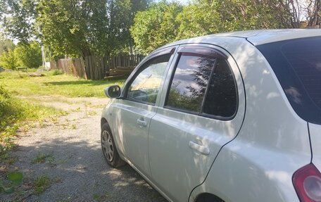 Nissan March III, 2002 год, 230 000 рублей, 2 фотография