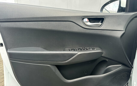 Hyundai Solaris II рестайлинг, 2021 год, 1 565 000 рублей, 15 фотография