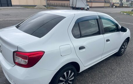 Renault Logan II, 2016 год, 410 000 рублей, 7 фотография