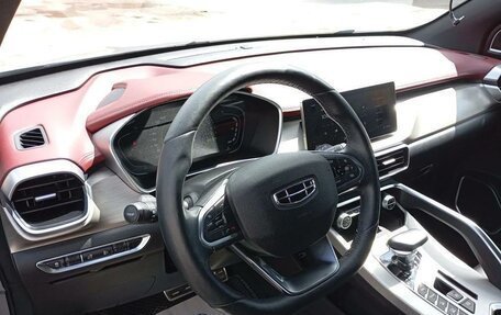 Geely Coolray I, 2022 год, 1 900 000 рублей, 6 фотография