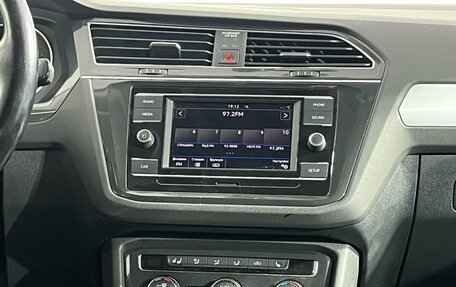 Volkswagen Tiguan II, 2018 год, 2 520 000 рублей, 11 фотография