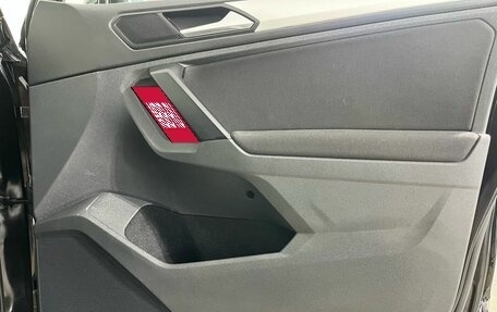 Volkswagen Tiguan II, 2018 год, 2 520 000 рублей, 19 фотография