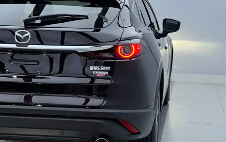 Mazda CX-4, 2023 год, 1 900 000 рублей, 5 фотография