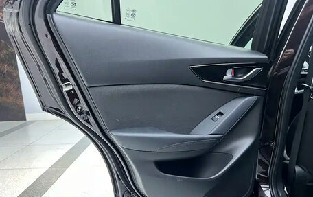 Mazda CX-4, 2023 год, 1 900 000 рублей, 18 фотография