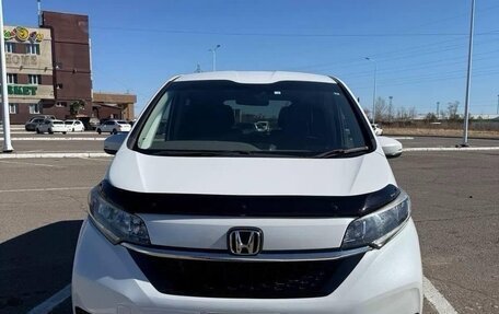 Honda Freed II, 2022 год, 1 290 000 рублей, 2 фотография