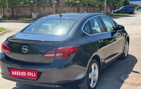 Opel Astra J, 2013 год, 720 000 рублей, 5 фотография