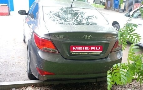 Hyundai Solaris II рестайлинг, 2015 год, 900 000 рублей, 6 фотография