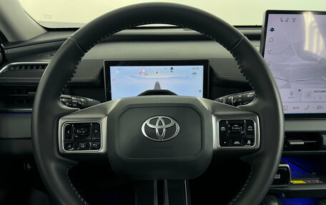 Toyota RAV4, 2026 год, 4 550 000 рублей, 13 фотография