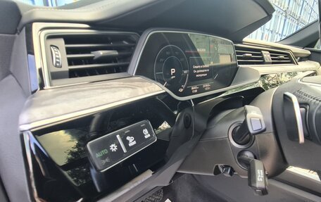 Audi e-tron I, 2020 год, 4 700 000 рублей, 13 фотография