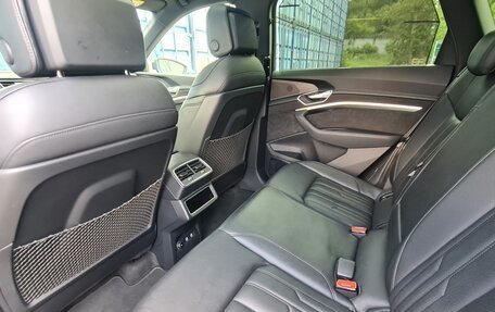 Audi e-tron I, 2020 год, 4 700 000 рублей, 18 фотография