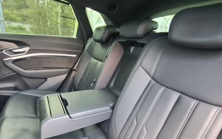 Audi e-tron I, 2020 год, 4 700 000 рублей, 22 фотография