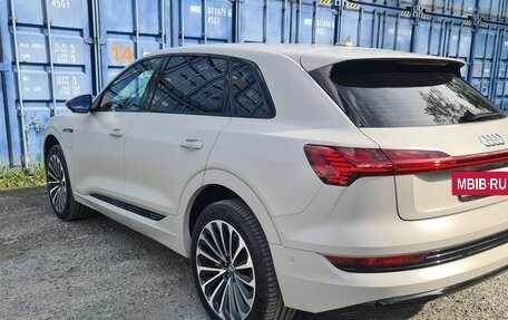 Audi e-tron I, 2020 год, 4 700 000 рублей, 8 фотография