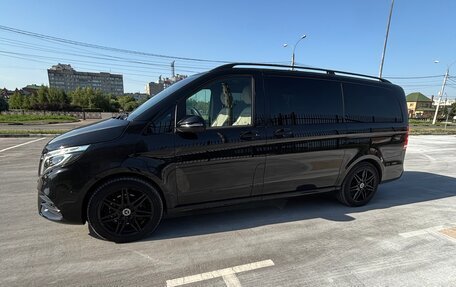 Mercedes-Benz V-Класс, 2021 год, 7 100 000 рублей, 1 фотография