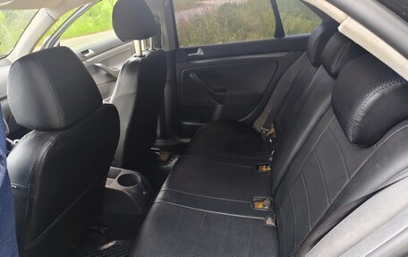 Volkswagen Jetta VI, 2007 год, 330 000 рублей, 11 фотография