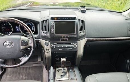 Toyota Land Cruiser 200, 2009 год, 3 250 000 рублей, 11 фотография