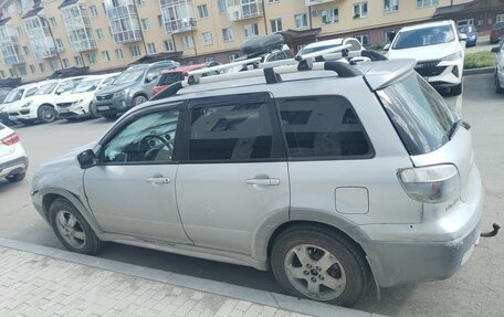 Mitsubishi Outlander III рестайлинг 3, 2005 год, 610 000 рублей, 8 фотография