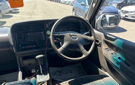 Toyota HiAce H100, 2000 год, 599 000 рублей, 16 фотография