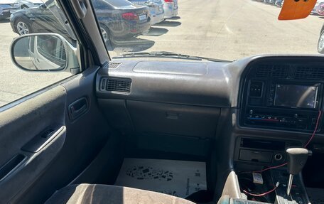 Toyota HiAce H100, 2000 год, 599 000 рублей, 15 фотография