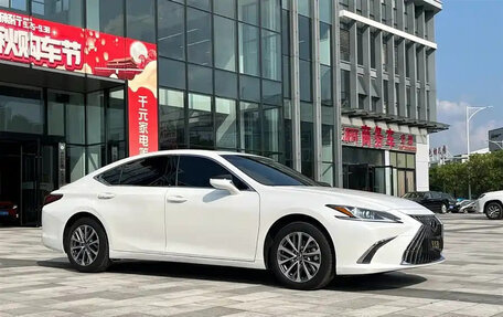 Lexus ES VII, 2022 год, 4 250 000 рублей, 3 фотография