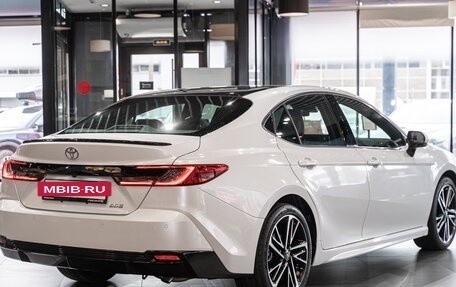 Toyota Camry, 2025 год, 4 550 000 рублей, 5 фотография