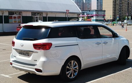 KIA Carnival III, 2019 год, 3 200 000 рублей, 2 фотография