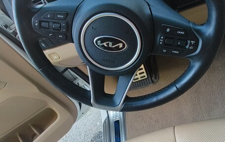 KIA Carnival III, 2019 год, 3 200 000 рублей, 10 фотография