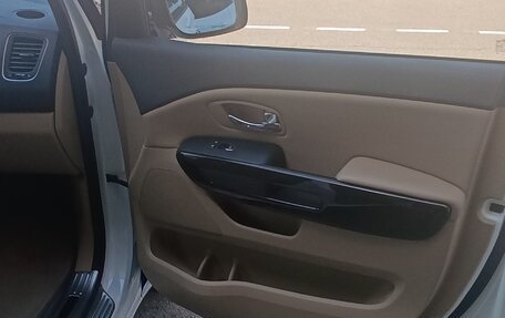 KIA Carnival III, 2019 год, 3 200 000 рублей, 14 фотография