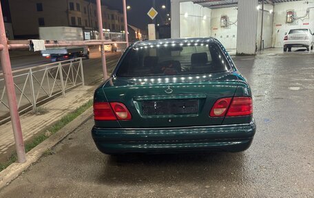 Mercedes-Benz E-Класс, 1997 год, 480 000 рублей, 6 фотография
