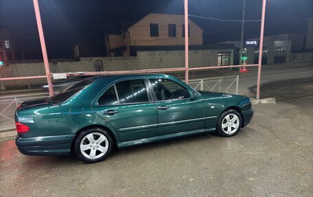 Mercedes-Benz E-Класс, 1997 год, 480 000 рублей, 7 фотография