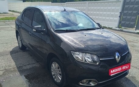 Renault Logan II, 2014 год, 560 000 рублей, 3 фотография