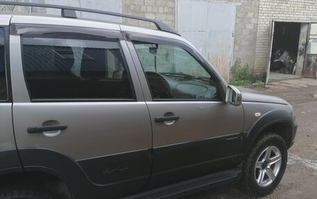 Chevrolet Niva I рестайлинг, 2019 год, 810 000 рублей, 5 фотография