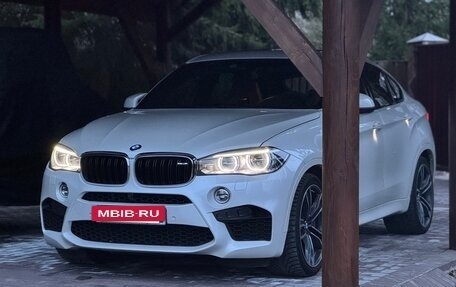 BMW X6 M, 2018 год, 5 400 000 рублей, 11 фотография