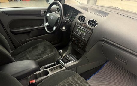 Ford Focus II рестайлинг, 2005 год, 499 000 рублей, 16 фотография
