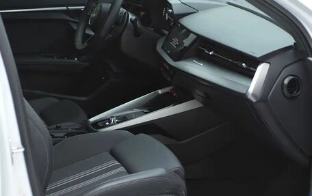 Audi A3, 2023 год, 1 900 000 рублей, 12 фотография