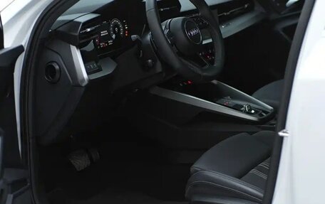 Audi A3, 2023 год, 1 900 000 рублей, 14 фотография